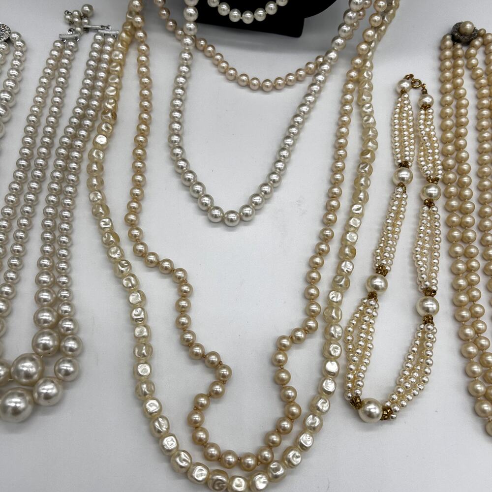 Vintage Faux Pearl Necklace Lot Bundle 50's 60's Retro Costume Jewelry VTG - Picture 12 of 12